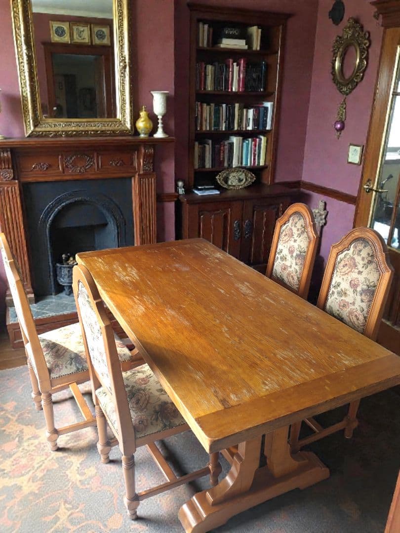 【英国アンティーク調】ダイニングチェア ゴブラン織 花柄 鋲打ち 木製　4/4