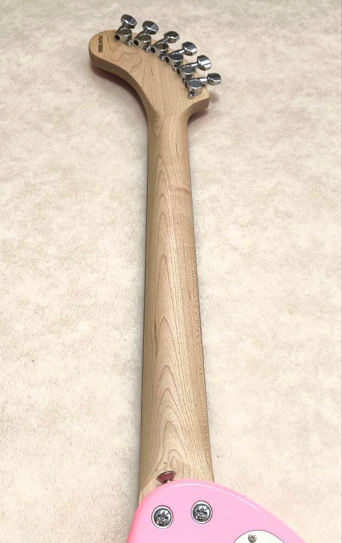 【新品同様！美品！】ZO-3 ピンク アンプ内蔵ミニギター 専用ソフトケース付