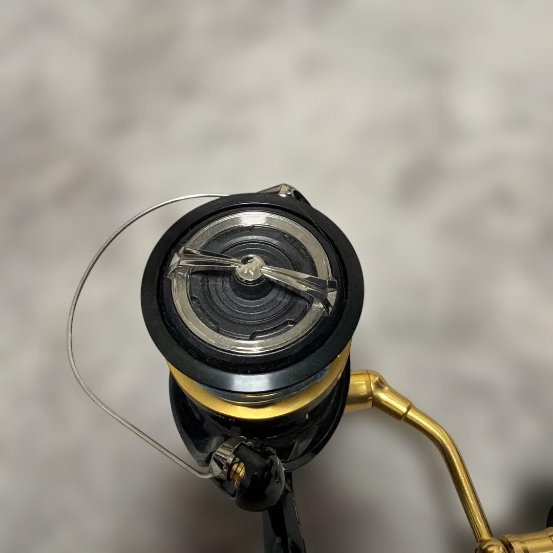 DAIWA LEGALIS LT 6000D-H スピニングリール 黒/金