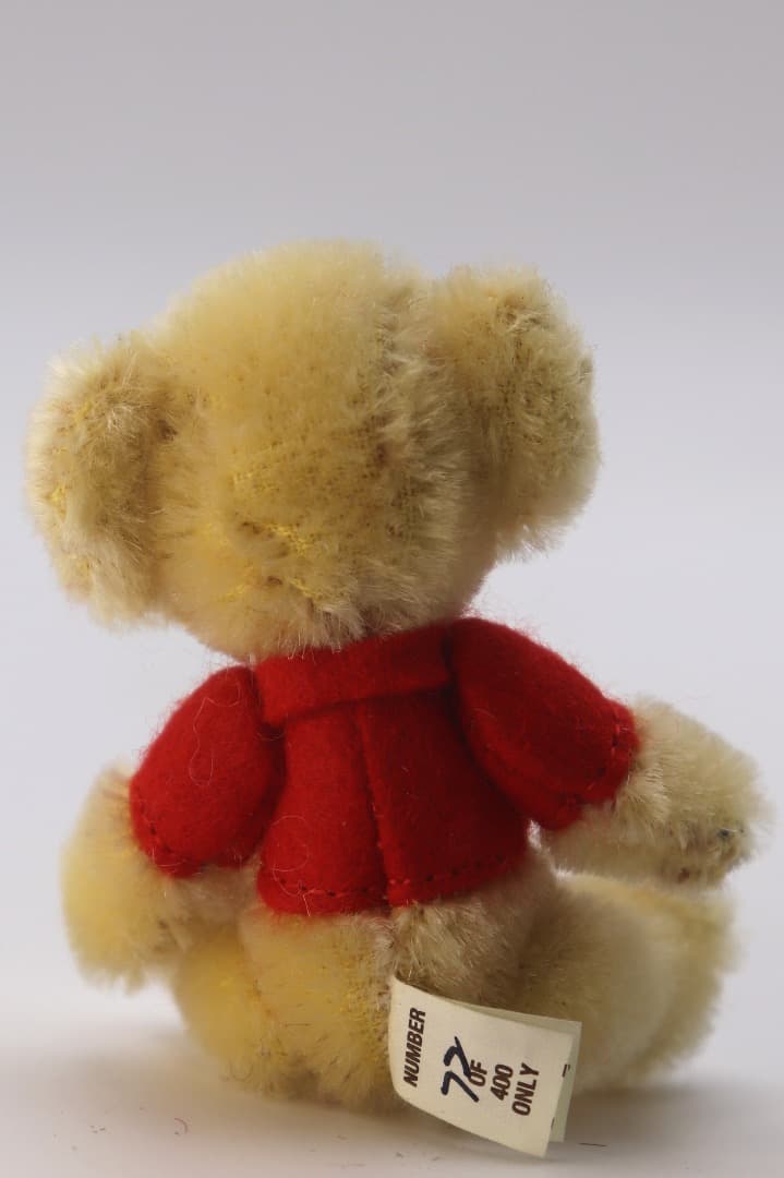 Winnie the Poohメリーソー 9cmミニチュアサイズくまのプー72番