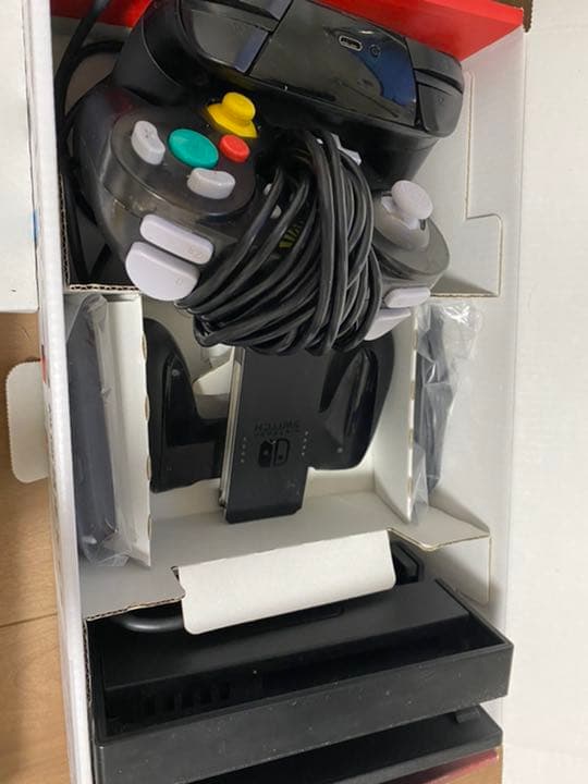 NintendoSwitch本体とスマッシュブラザーズソフト