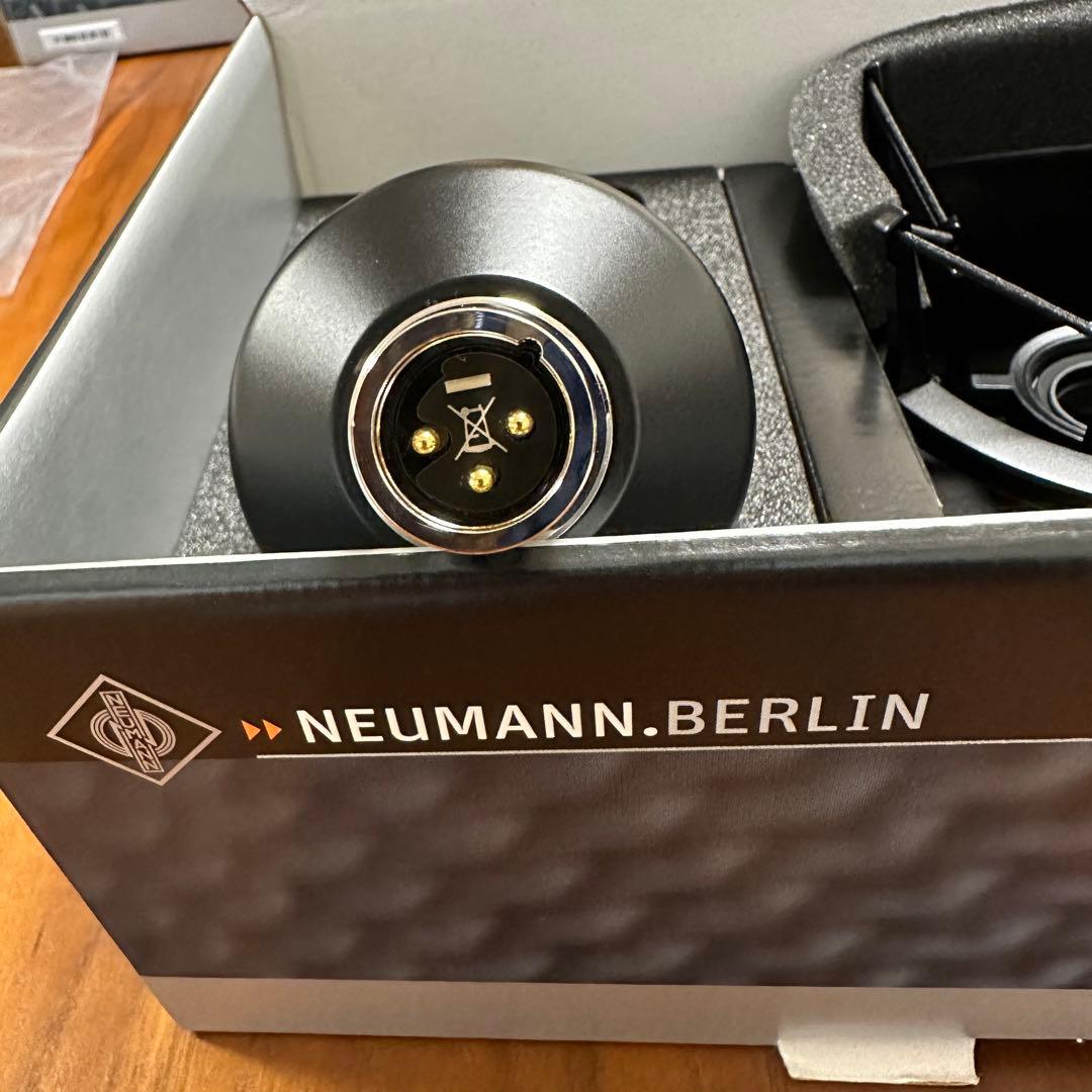 【新品未使用】Neumann ノイマンTLM 107 黒 Studio set