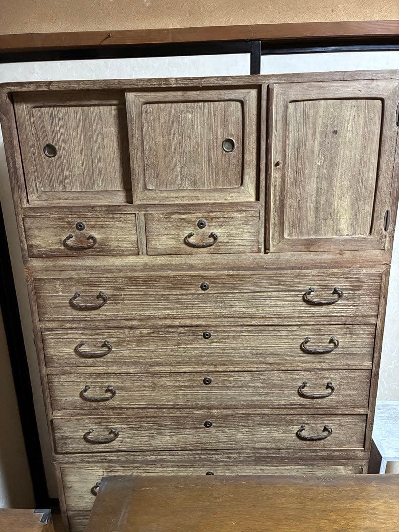 昭和レトロ家具・家電・雑貨まとめ売り（箪笥・座卓・扇風機・火鉢・テレビ台など）