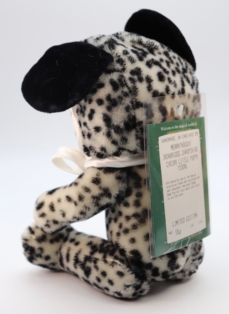 チーキー・リトル・パピィー ボネットを被ったダルメシアンのチーキー 白黒斑点