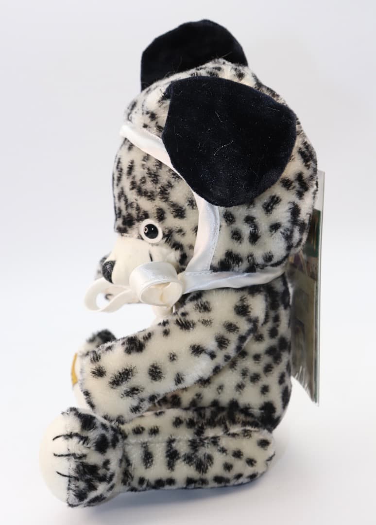 チーキー・リトル・パピィー ボネットを被ったダルメシアンのチーキー 白黒斑点