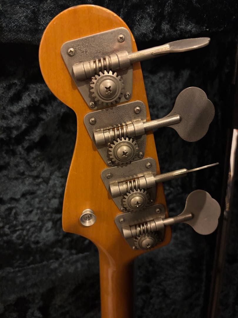 Fender Japan ジャズベース Fシリアル