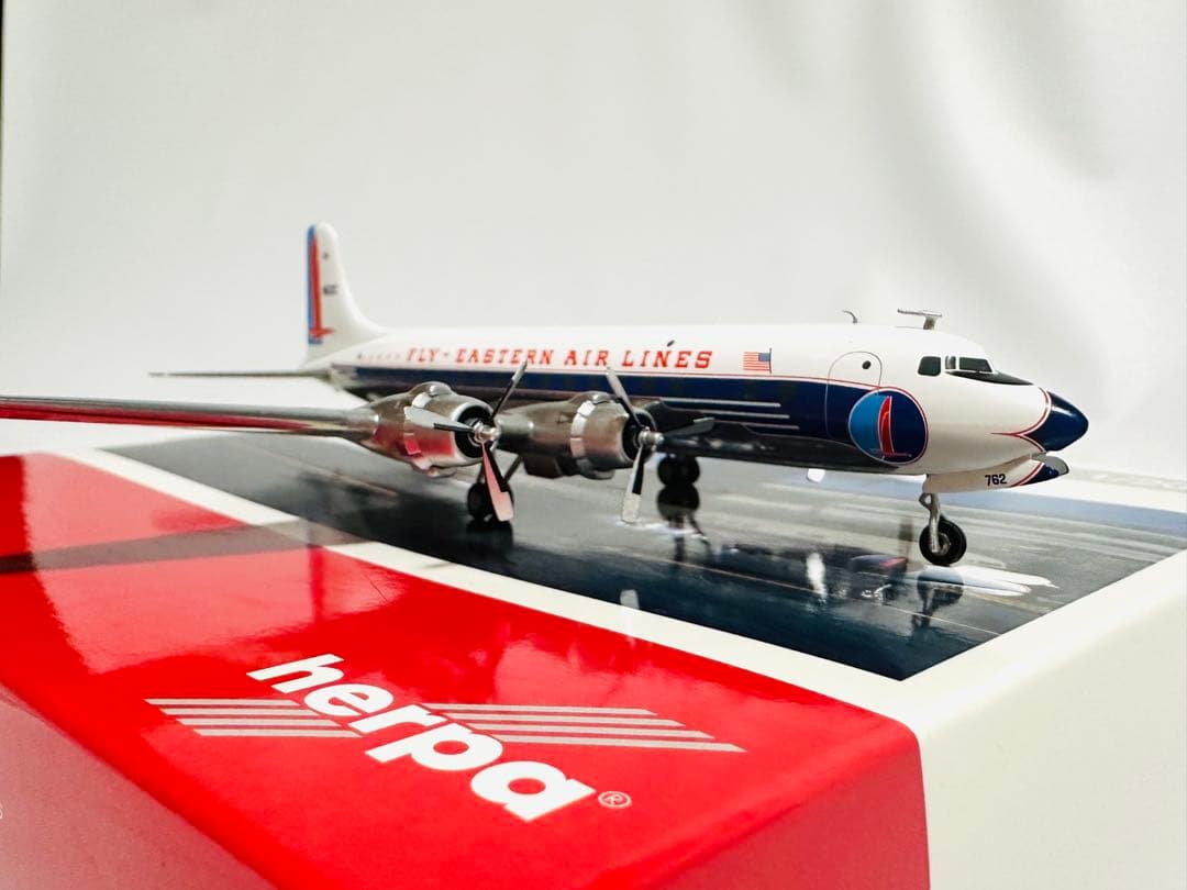 1/200 ダグラスDC-6B フライイースタン航空