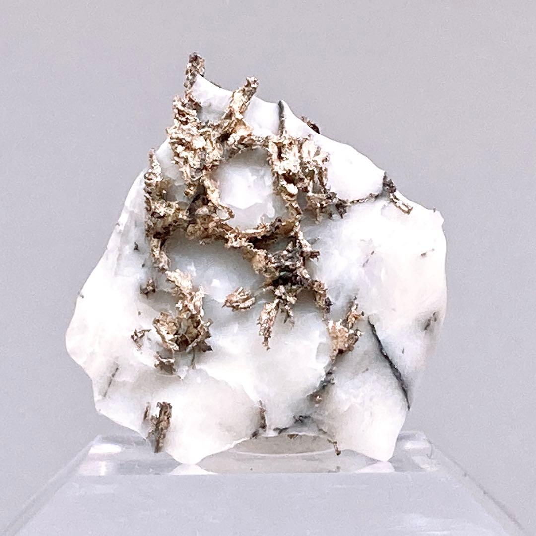 ネイティブシルバー　自然銀　原石　鉱物標本　天然石　397