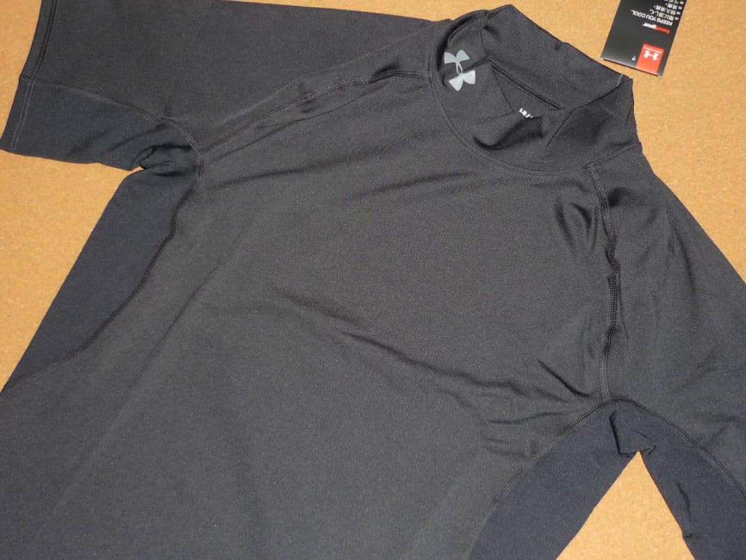 残少 XL アンダーアーマー 黒 コンプレッション 半袖 モック ゴルフ 野球