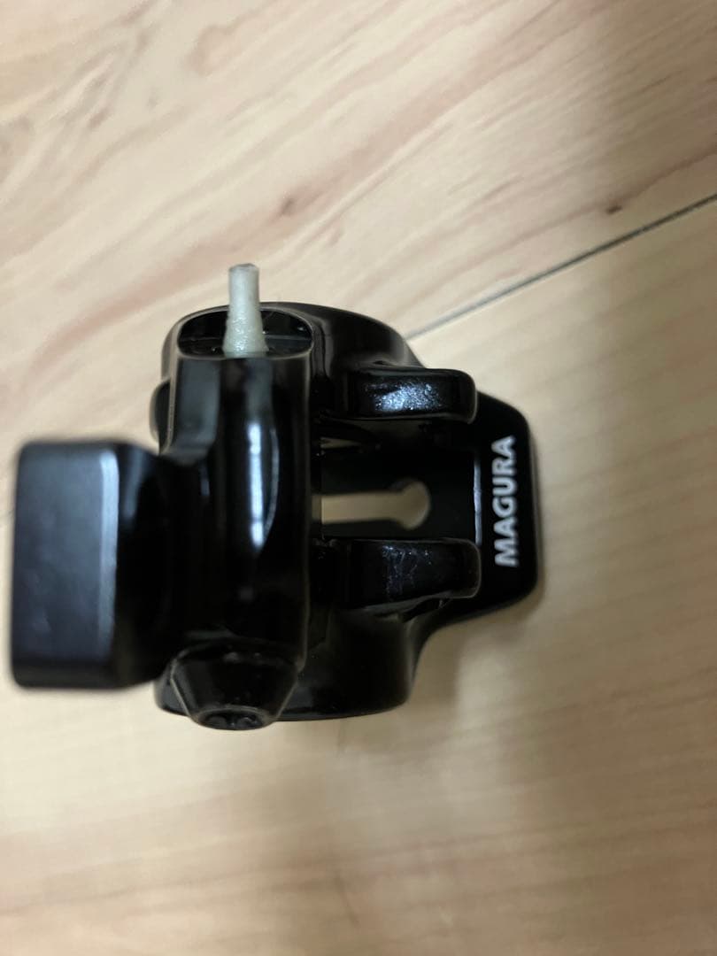 MAGURA MT4N ディスクブレーキキャリパー ブラック