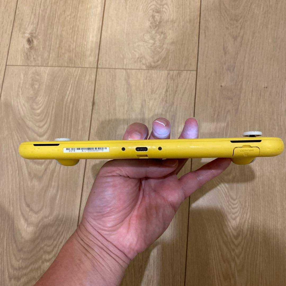 ジャンク　Nintendo Switch Lite イエロー