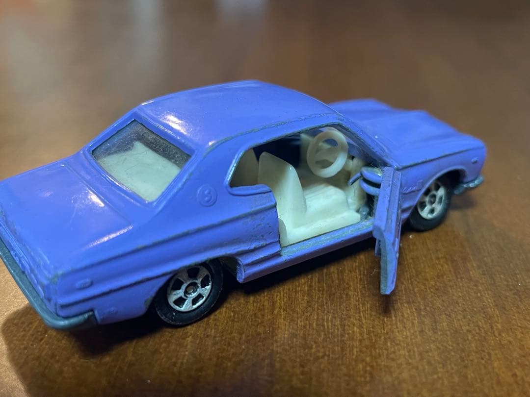 トミカ 日本製 1Aホイール 日産 スカイライン HT 2000 GT ハコスカ