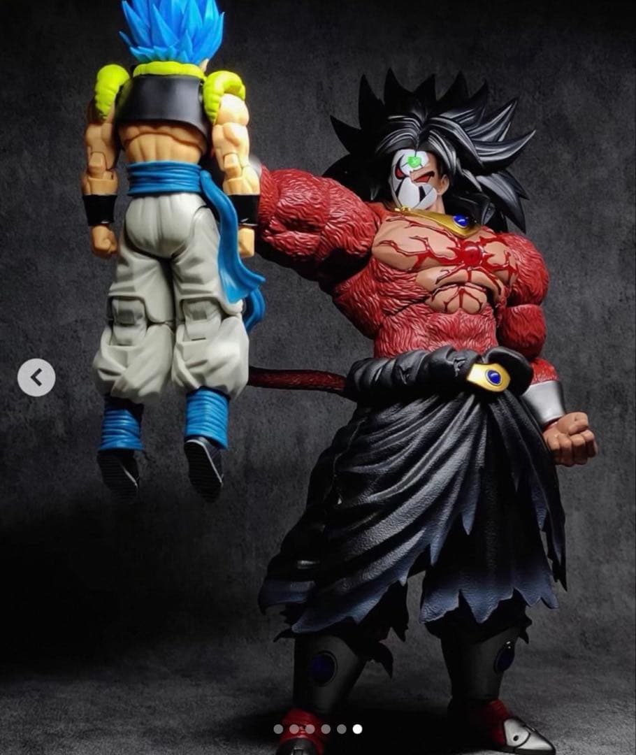 フィギュアーツサイズ　ブロリー ダーク　ドラゴンボール