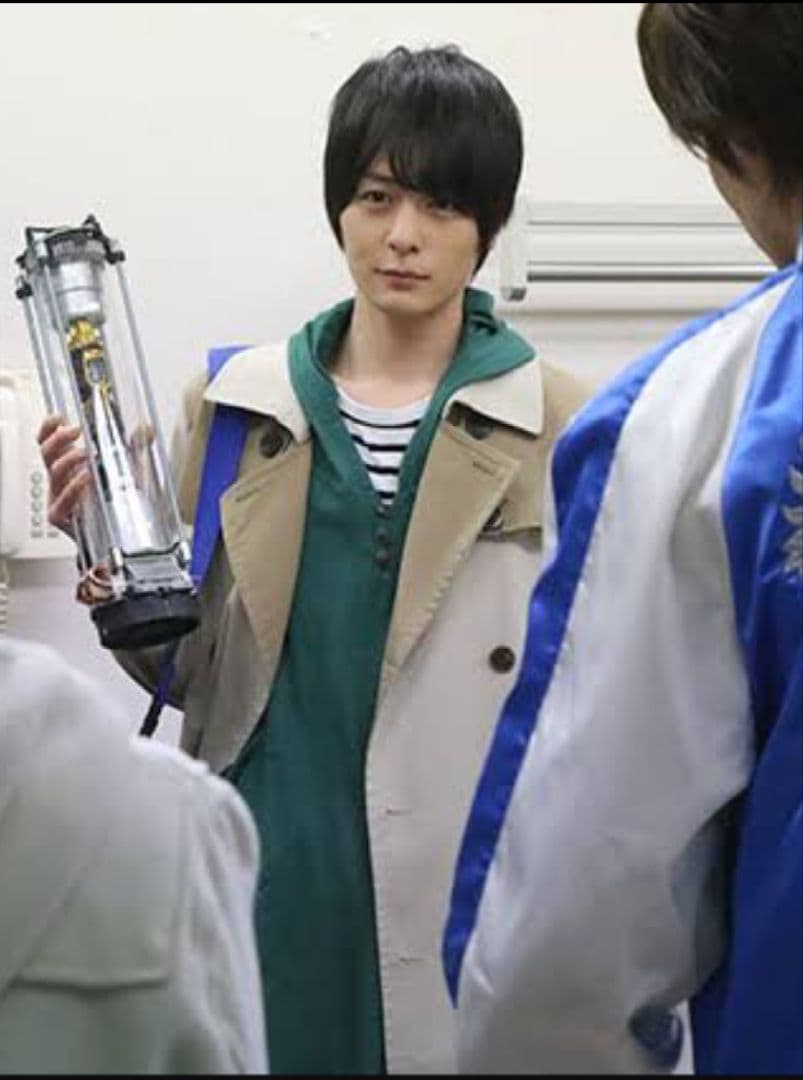 ラスト1着　新品未開封　桐生戦兎　着用　衣装　パーカー