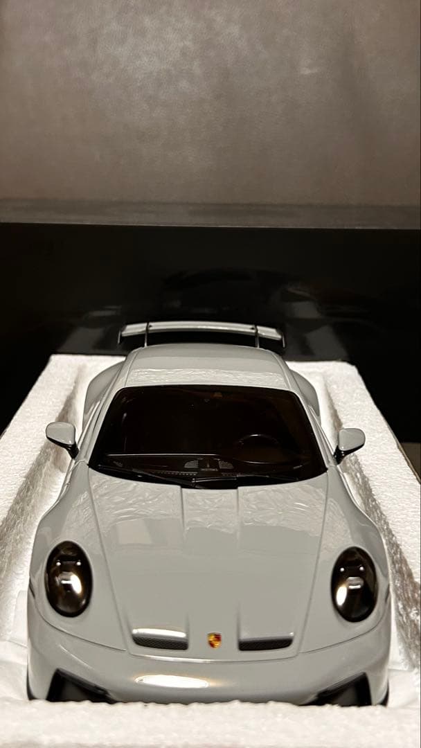 ミニチャンプス 1/18 ポルシェ911 (992) GT3 2021