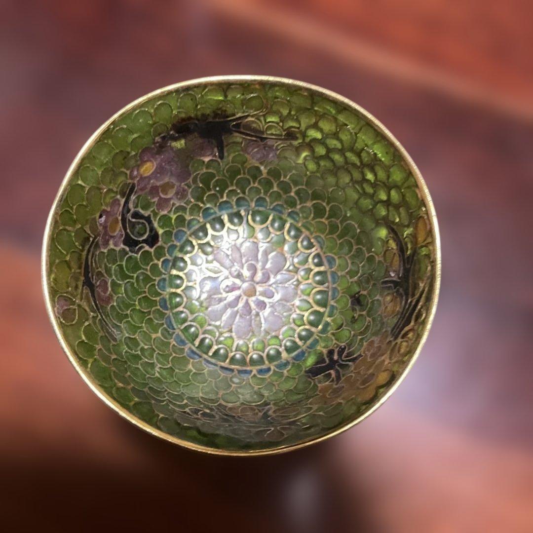 中国、ステンドグラス、花模様の緑色盃