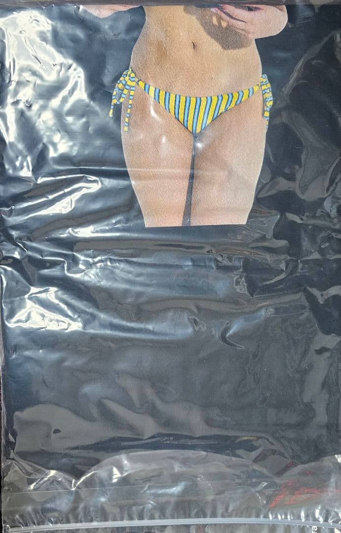 【新品未開封】KIKSTYO グラフィックTシャツ Lサイズ 黒　本郷柚巴さん