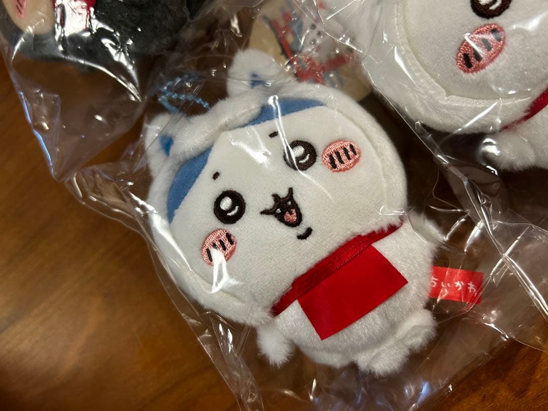 ちいかわ　もぐもぐ本舗　伏見稲荷　だるま　マスコット　ぬいぐるみ　4点セット