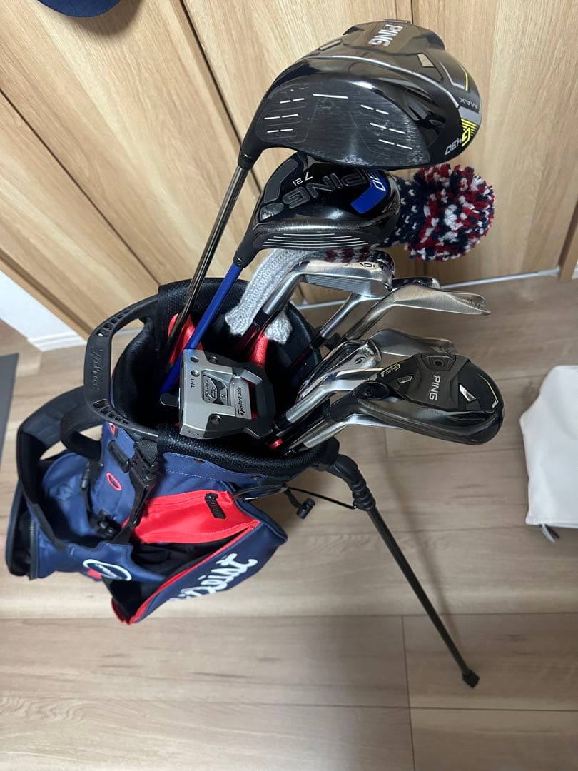 週末限定価格　Titleist Players 4 スタンドバッグ