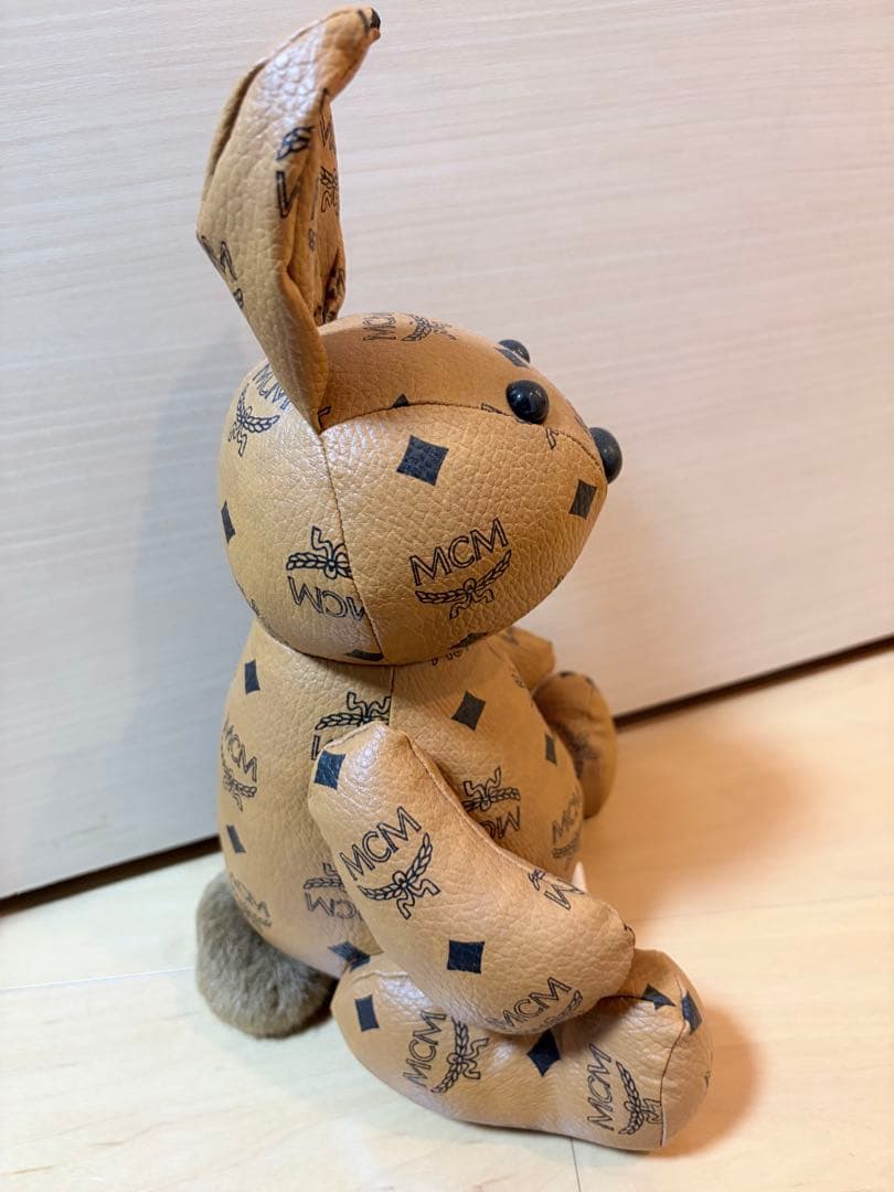 MCM ウサギ型ぬいぐるみ