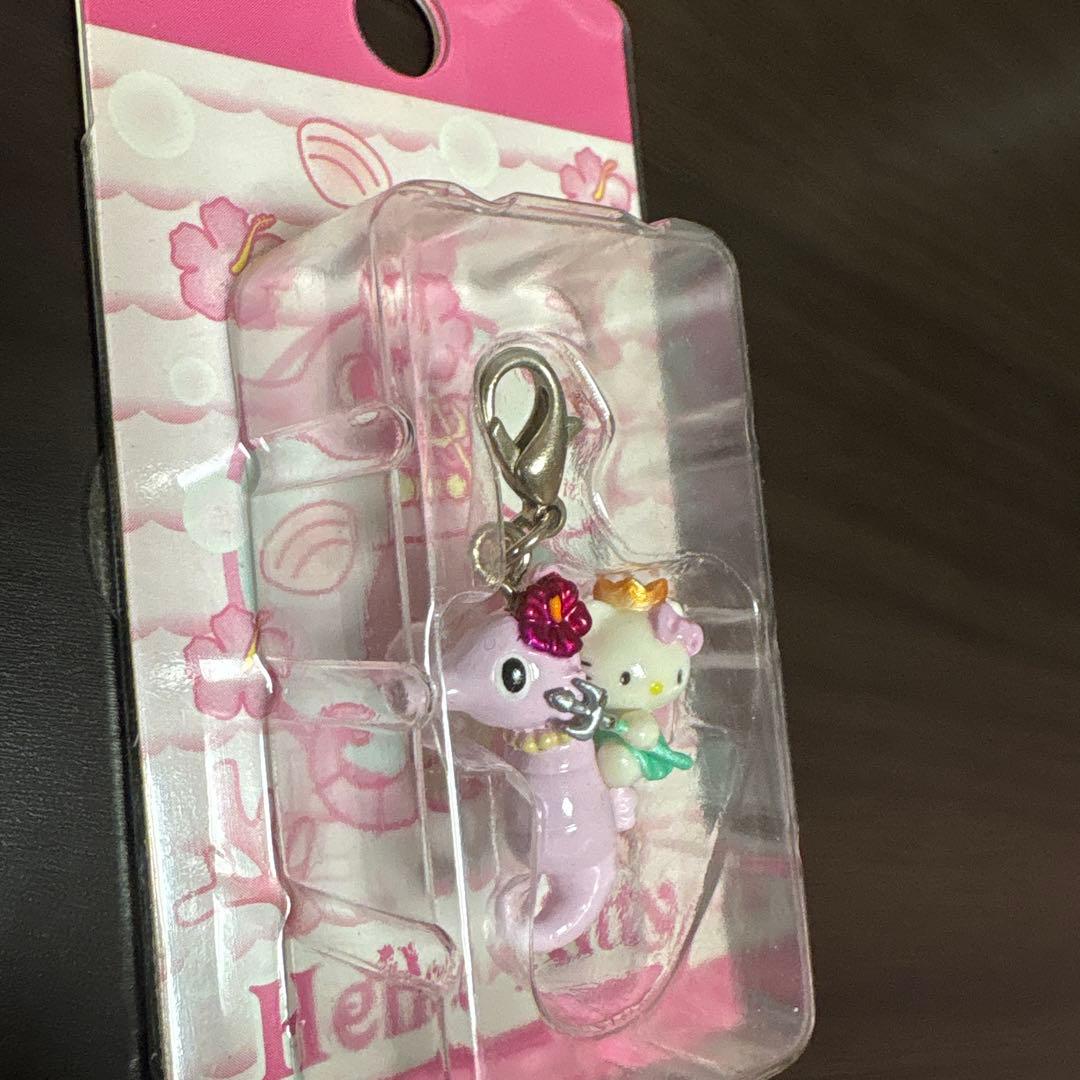 ハローキティ　タツノオトシゴ　ファスナーマスコット