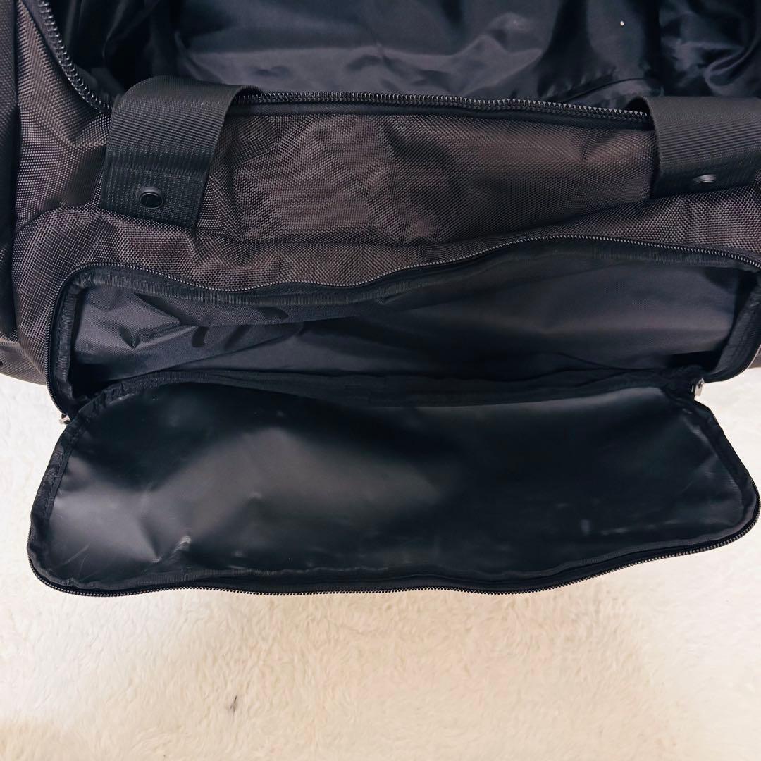 UNDER ARMOUR キャリー　バッグ アンダーアーマ