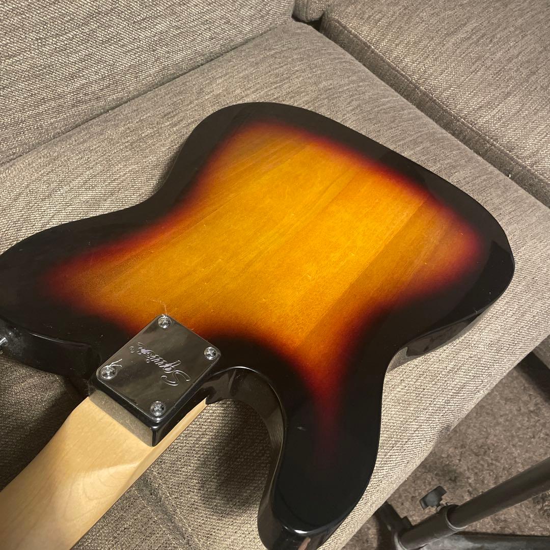 エレキギター サンバースト　Squier