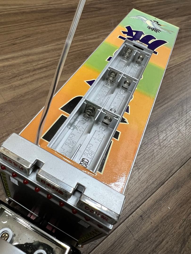 ☆訳あり☆　1/32 バンダイ RC トラック野郎 男一匹桃次郎