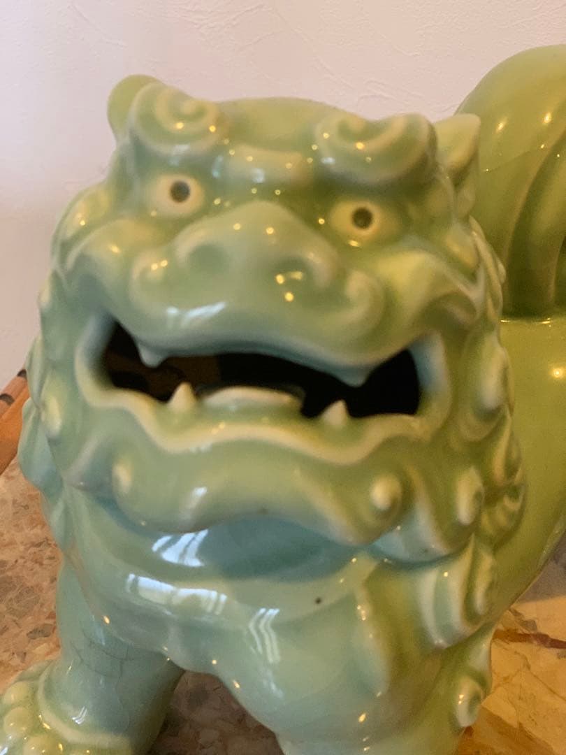青磁　唐獅子　艶々　獅子　魔除け　厄除け