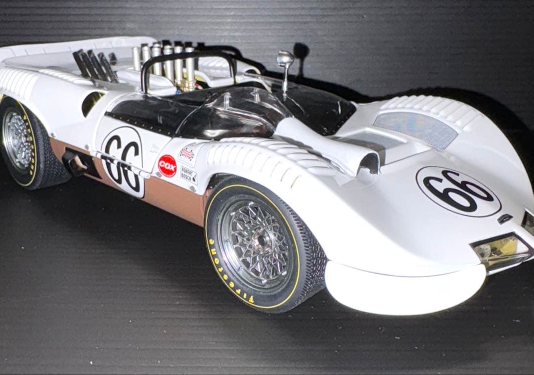 オートアート シャパラル2 スポーツレーサー 1/18