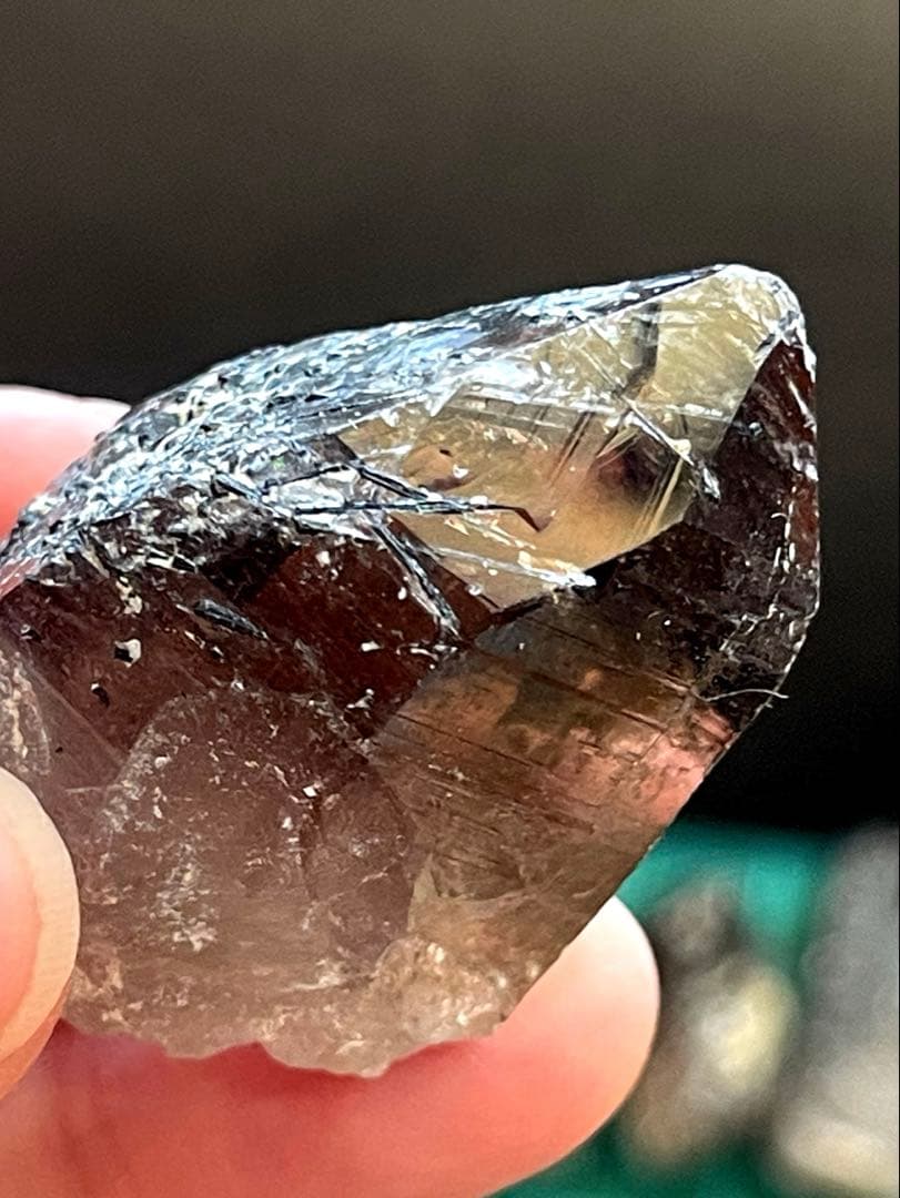 天然スモーキークォーツ・トルマリン　72　＋21点セットプリゼント・ベトナム産