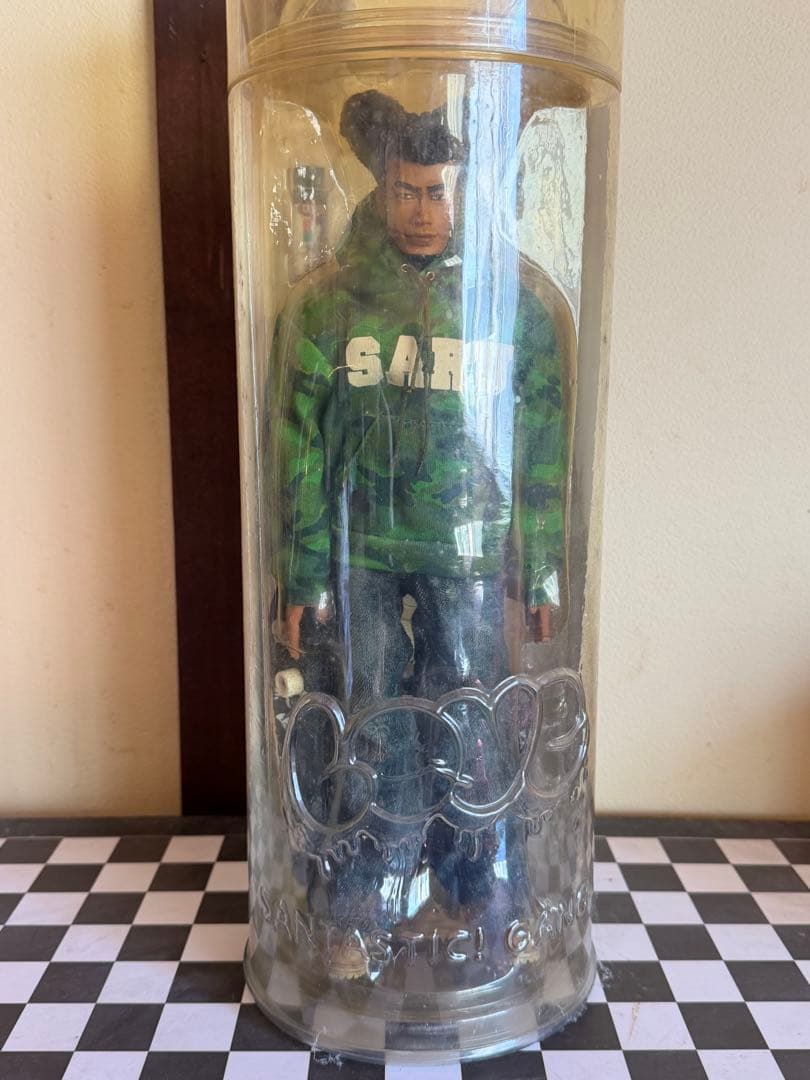 (希少限定レア)TOKYO GRAFFITI \"LOVE\" 1/6フィギュア