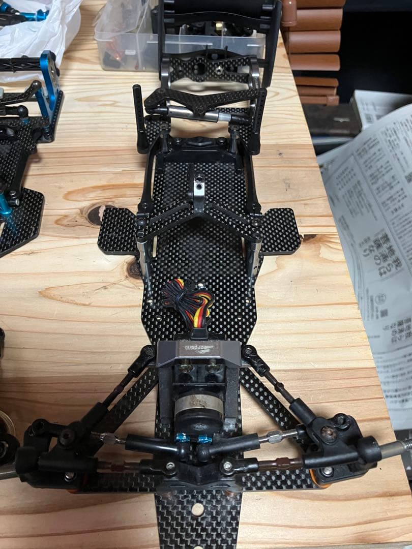 タミヤ、サーパントカーボンファイバーＦ1ラジコンシャーシセット ジャンク品