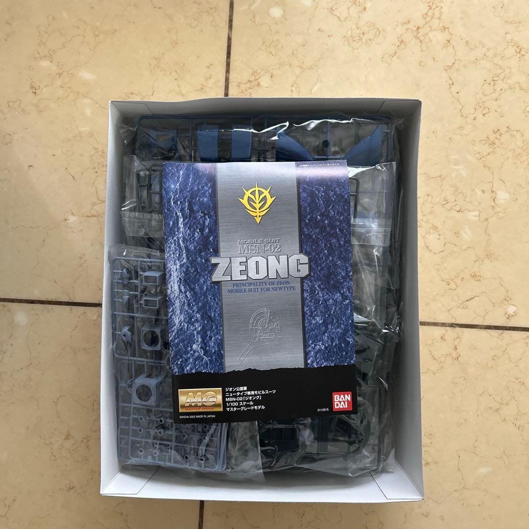 BANDAI MSN-02 ZEONG 1/100 プラモデル