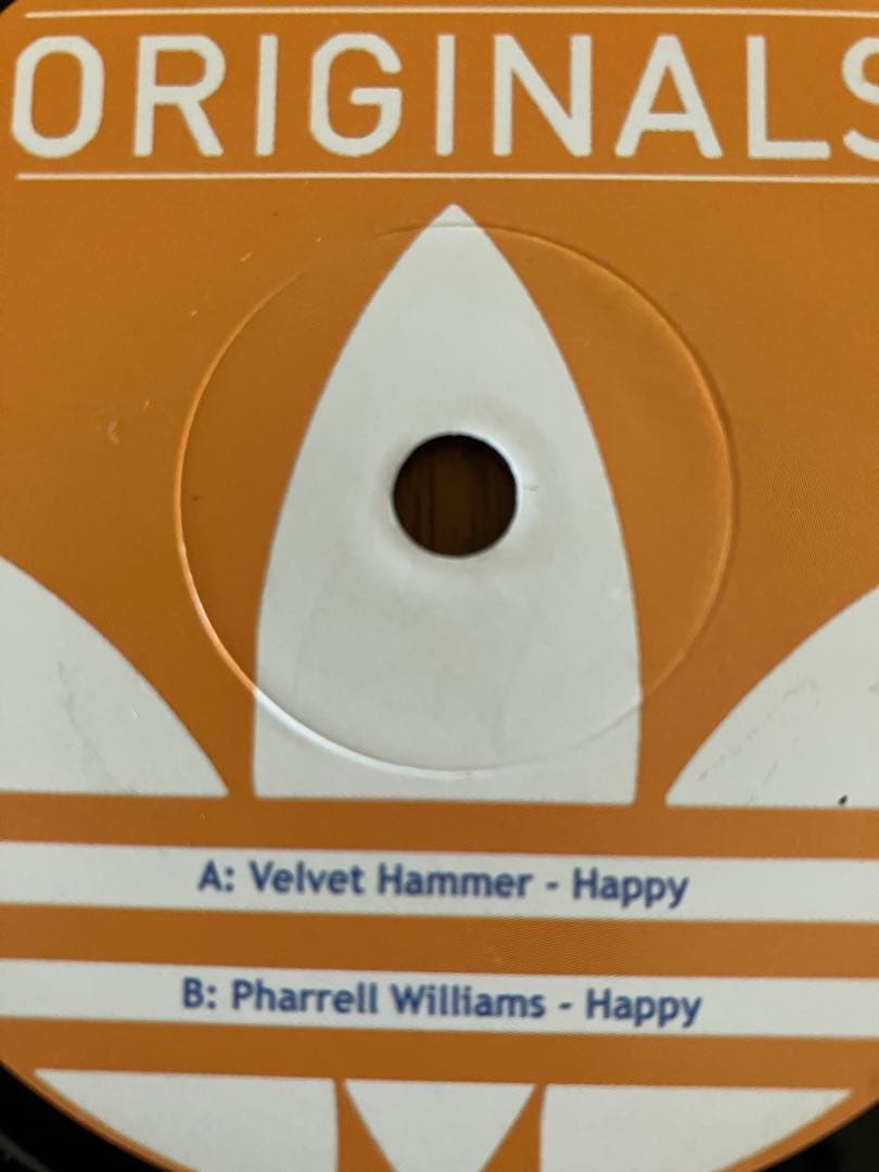 洋楽 PHARRELL WILLIAMS Happy Velvet Hammer