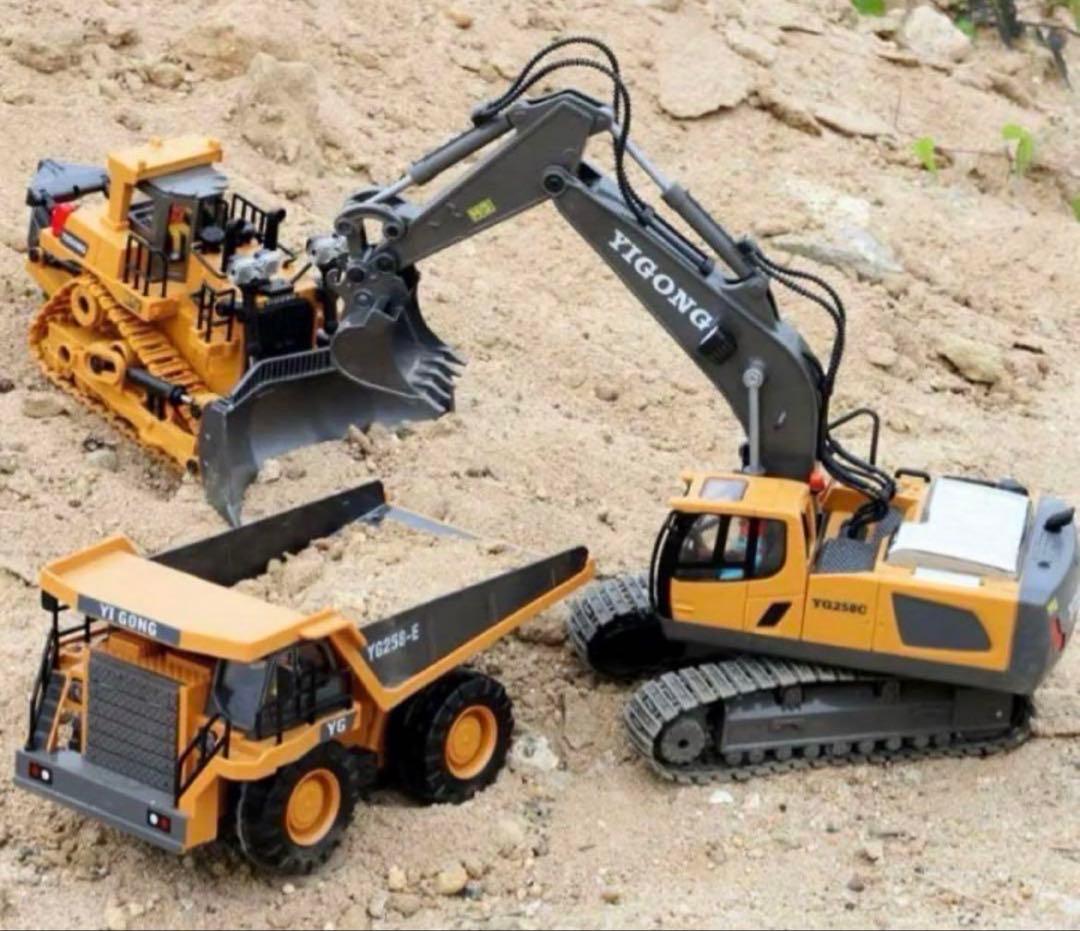 3点セット　ラジコン　工事　建設　車両　ショベルカー　ブルドーザー　ダンプカー