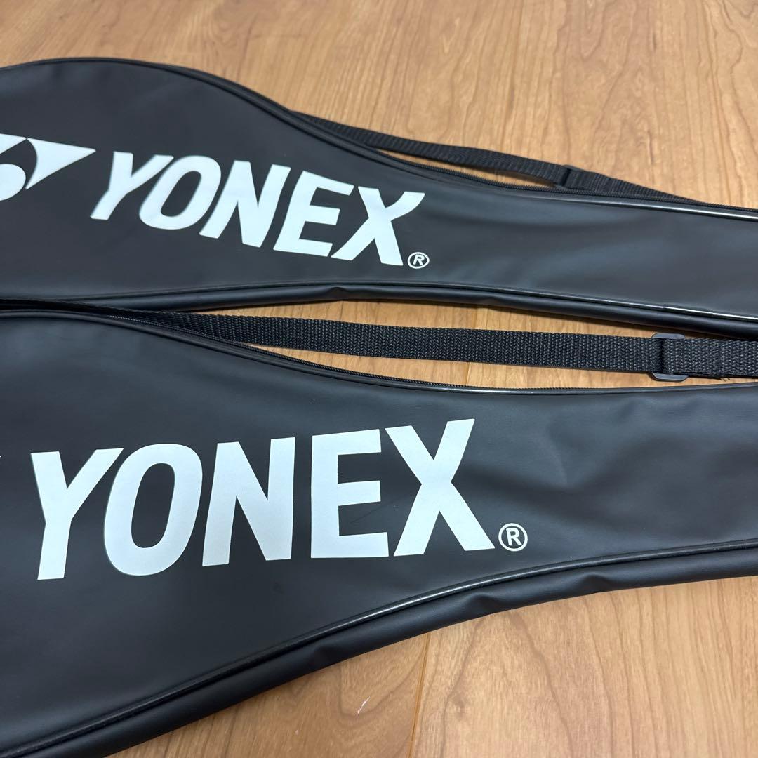 ヨネックス　バトミントン　ラケット　ナノフレア 2点セット　シャトル　ケース付
