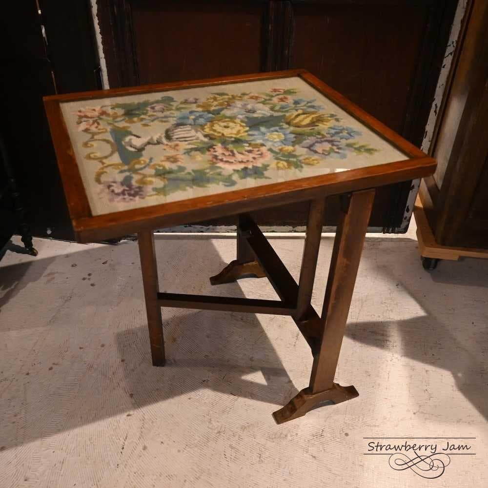 L3710-82 英国アンティーク ファイヤースクリーン カフェテーブル ポワン