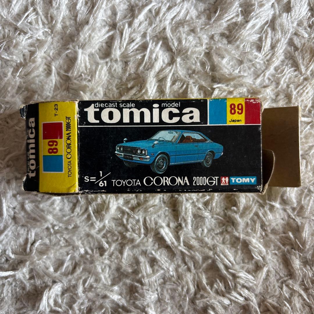 トミカ黒箱89　トヨタ　コロナ　2000GT シルバー