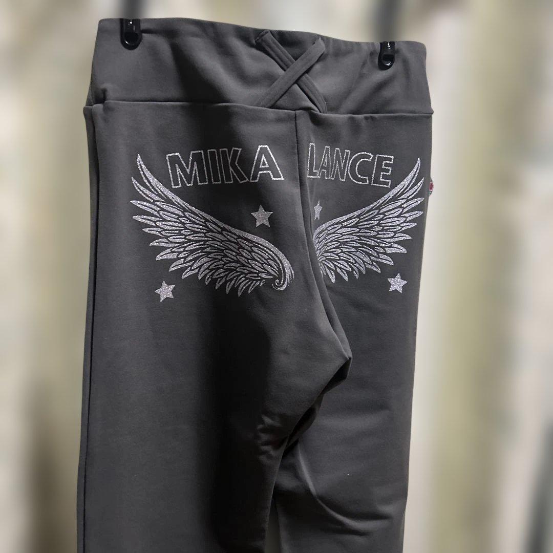 ミカランセ　ブーツカットパンツ