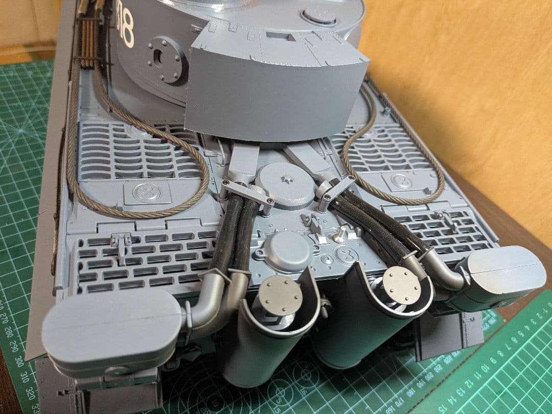 ヘンロン1/16ラジコン戦車TIGER1