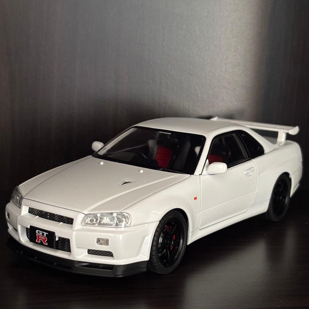 ダイキャスト　大迫力　日産　スカイライン　GT-R R34 1/18 模型