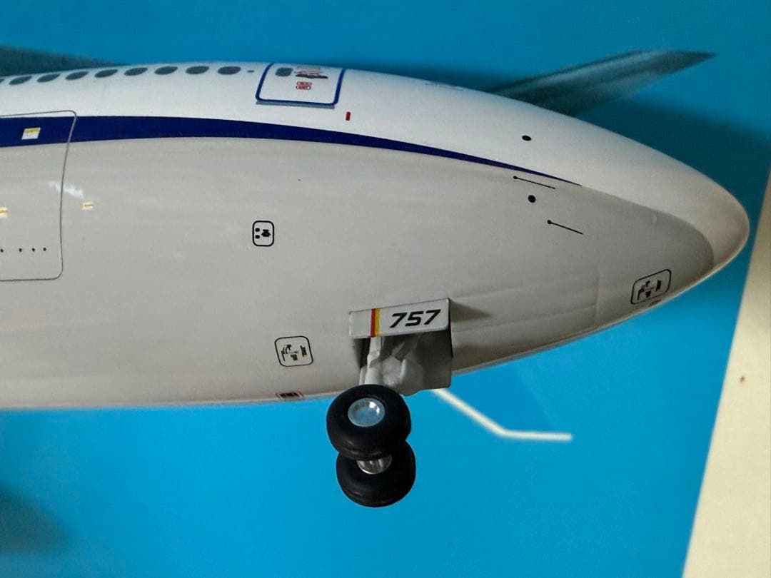 全日空商事B777-300 JA757A1:200