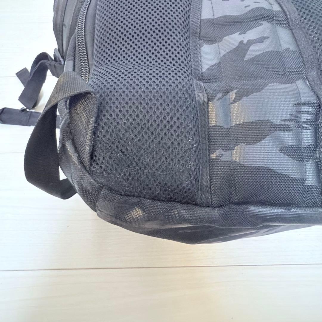 【美品】ヤクルトスワローズ NEWERAコラボリュック swallowsブラック