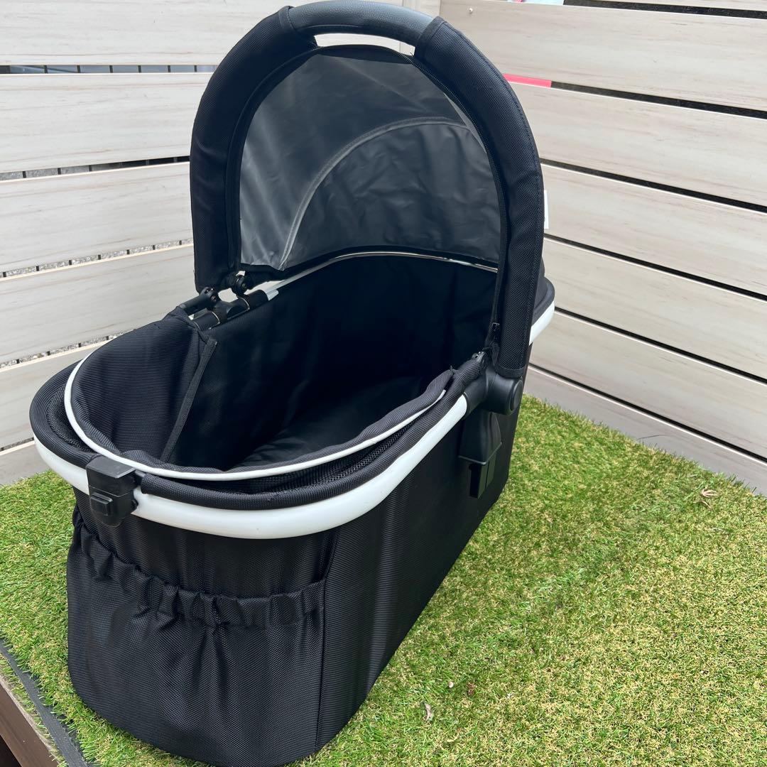 週末限定お値下げ中　Piccolo Cane タント3 ブラック