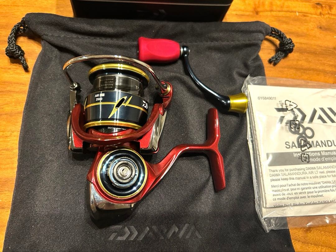 ダイワ SALAMANDURA AIR FC LT 2500-XH 中国限定