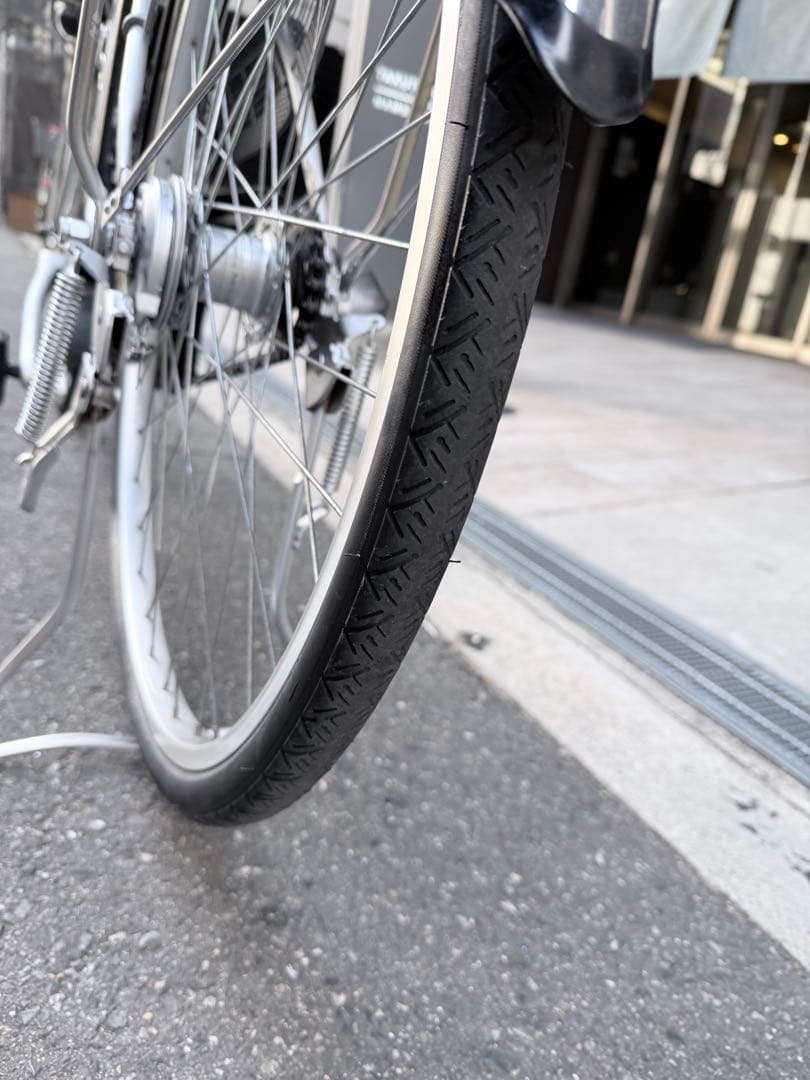 大阪府　Panasonic 電動アシスト自転車 シルバー　26インチ