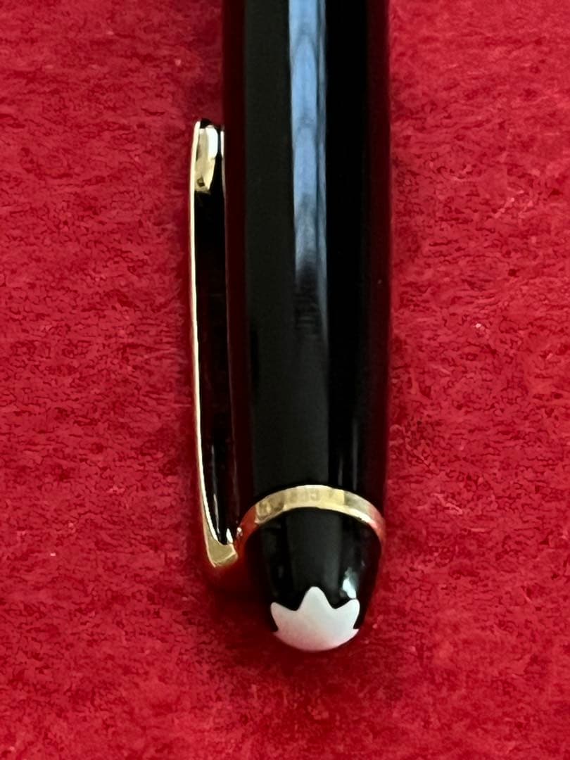 モンブランボールペン マイスターシュテュック 164 ゴールド‼️
