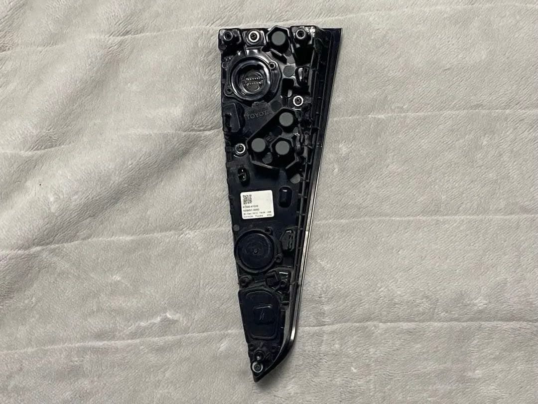 50プリウス 前期　ZVW50 テールライト 4個セット ICHKOH