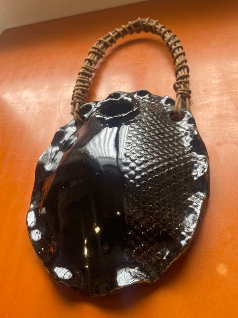 詳細不明　龍山窯　花入　壁掛け